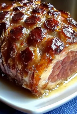 Aromatyczna soczysta pieczona szynka z indyka na rodzinne przyjęcia