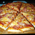 Superrychła pizza z pánve: Pyszna w 15 minut!